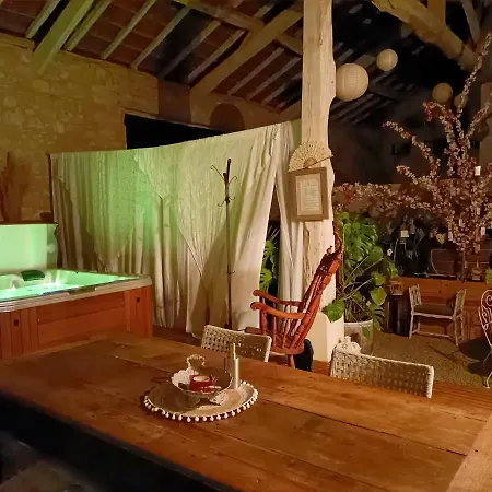 La Grange Des Anges بيت للعطل
