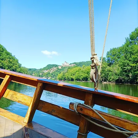 بيت للعطل La Grange Des Anges Blanc (Dordogne)
